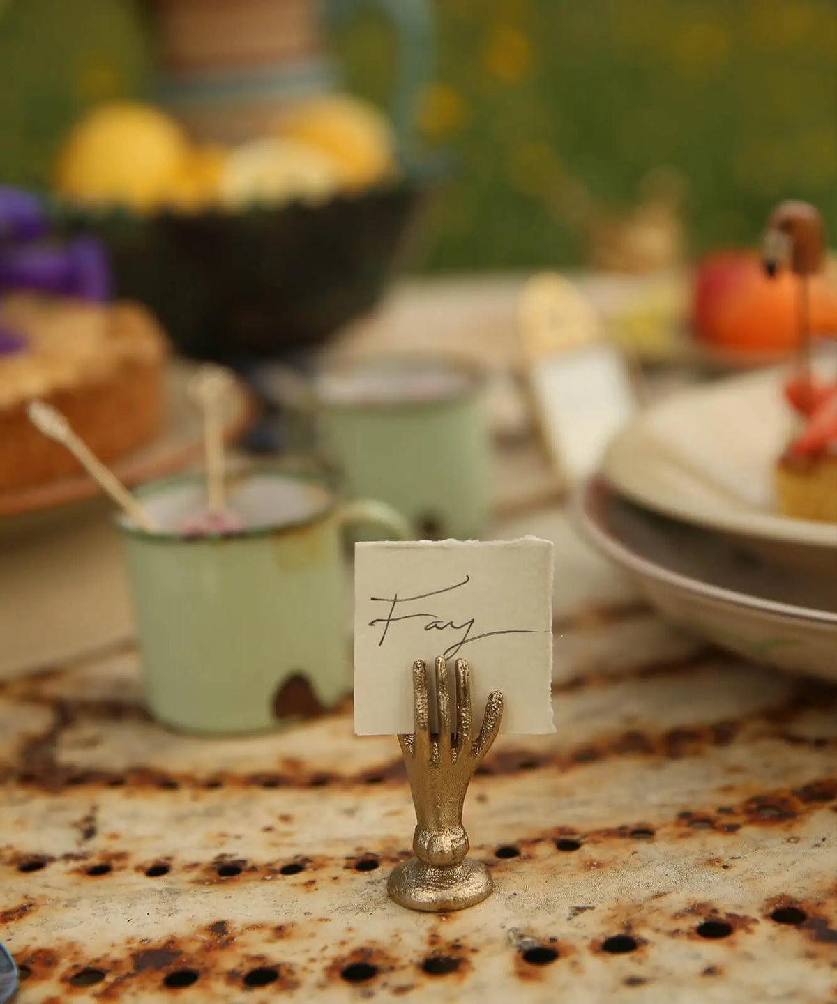 Hand place card holder